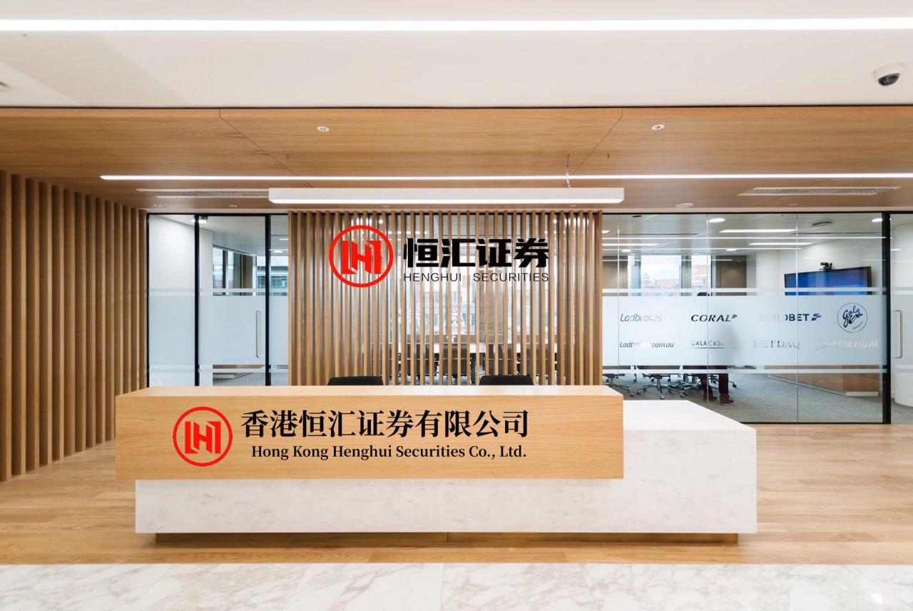 云管家 这...森林联赛杯被英冠队斯旺西让二追三+读秒绝杀，补时连丢2球